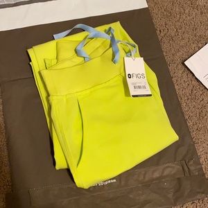 Figs XS Tall Citrine Yola High Waisted 2.0 Skinny Scrub Pant